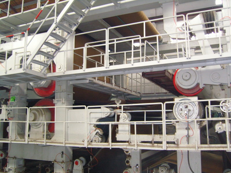 2007年12月7日，富陽正華成功出紙